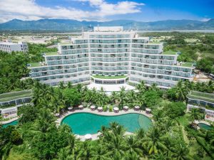 Khu nghỉ dưỡng Cam Ranh Riviera Beach Resort and Spa
